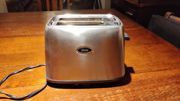 A nice shiney Toaster
