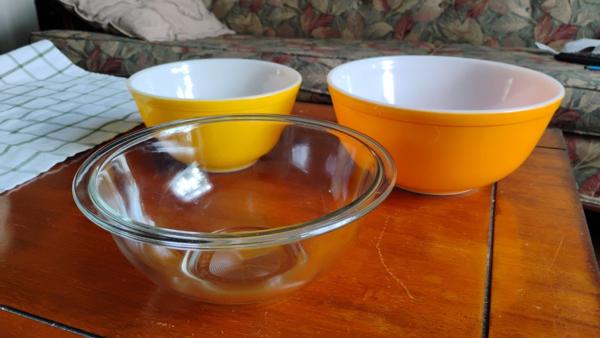 Mixing bowls (clear glass bowl aready taken)